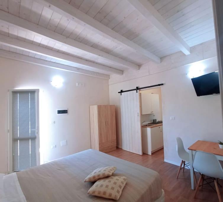 Ferienwohnung Mama Relax 2 A Un Passo Dal Mare Con Piscina Cursi Exterior foto